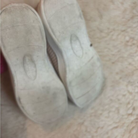 Lucky Brand Pink and White Sneakers with Textured Knit Upper - Picture 7 of 8